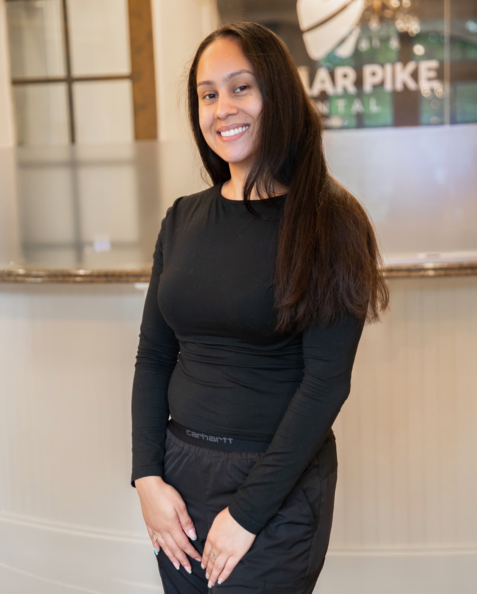 Poplar Pike Dental team member at the front desk in Germantown, TN